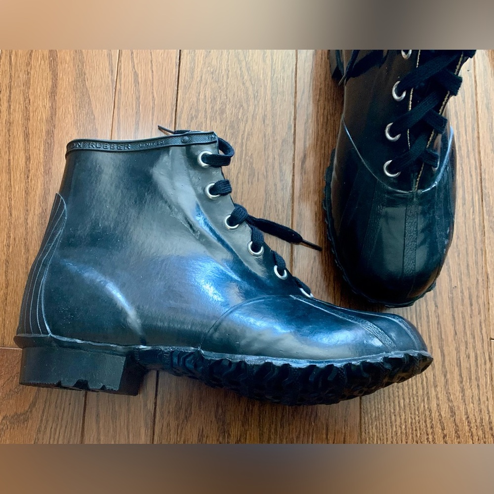 Vintage Action Rubber Ltd.  Boots size 10 
 ‘NEW’  old Stock.
